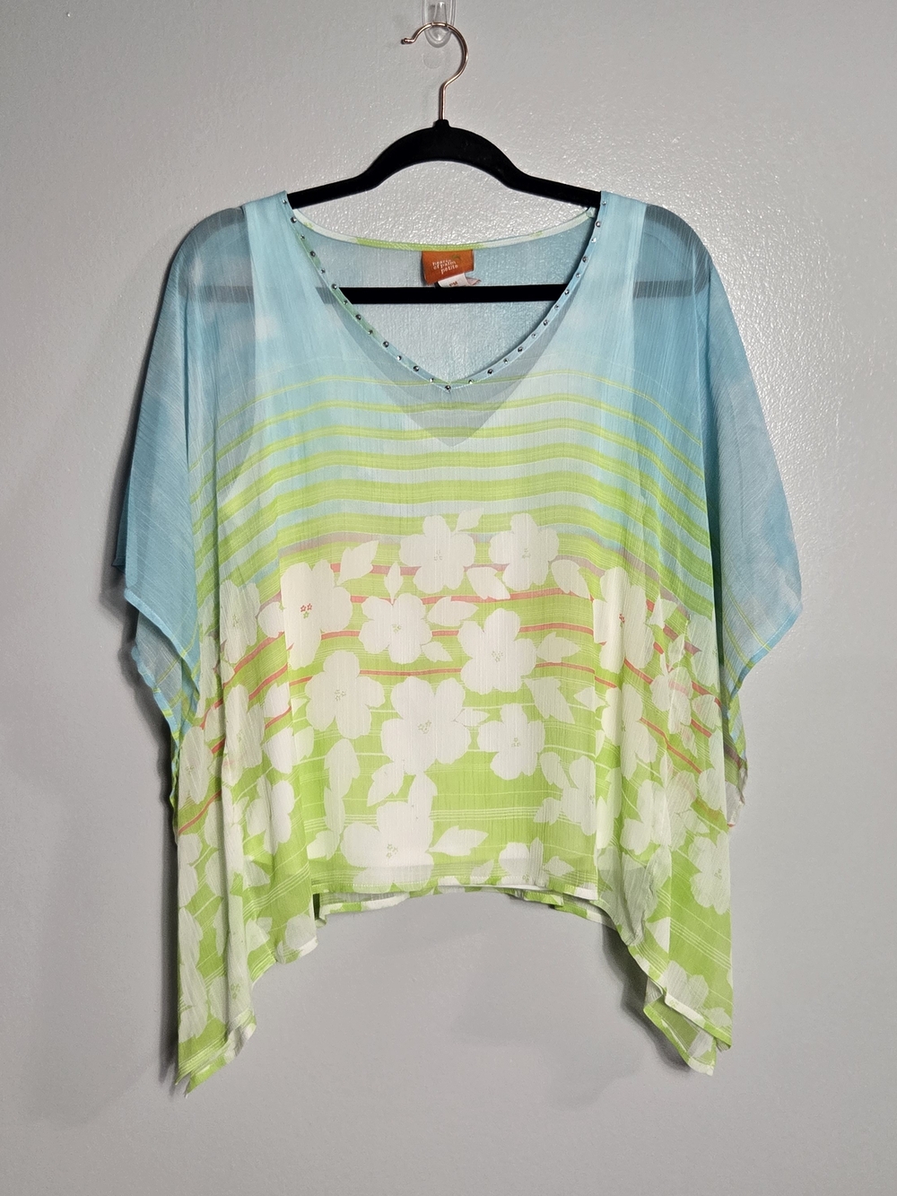 Hearts of Palm Petite Floral Studded V-Neck Sheer Overlay Poncho Top Size PM